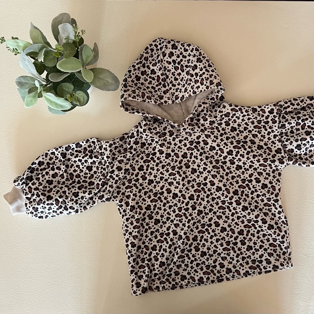 Cotton On sweatshirt